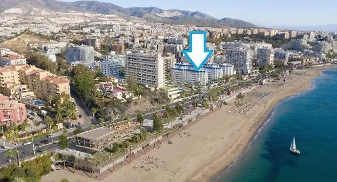 Costamar: Beachfront Family Retreat with Sea Views and Wi-Fi Benalmadena 0*,