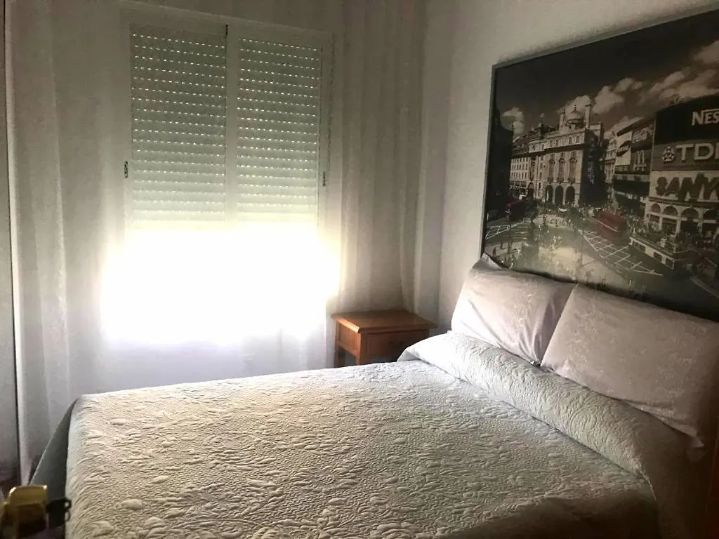 Apartment Costamar: Beachfront Family Retreat with Sea Views and Wi-Fi Benalmadena